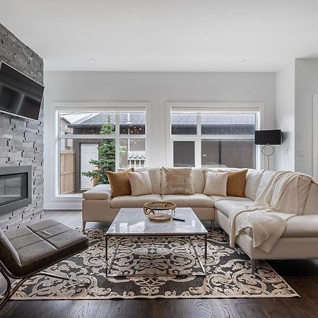 YYC Contemporary Luxury 4 Bedroom House Near Downtown מראה חיצוני תמונה
