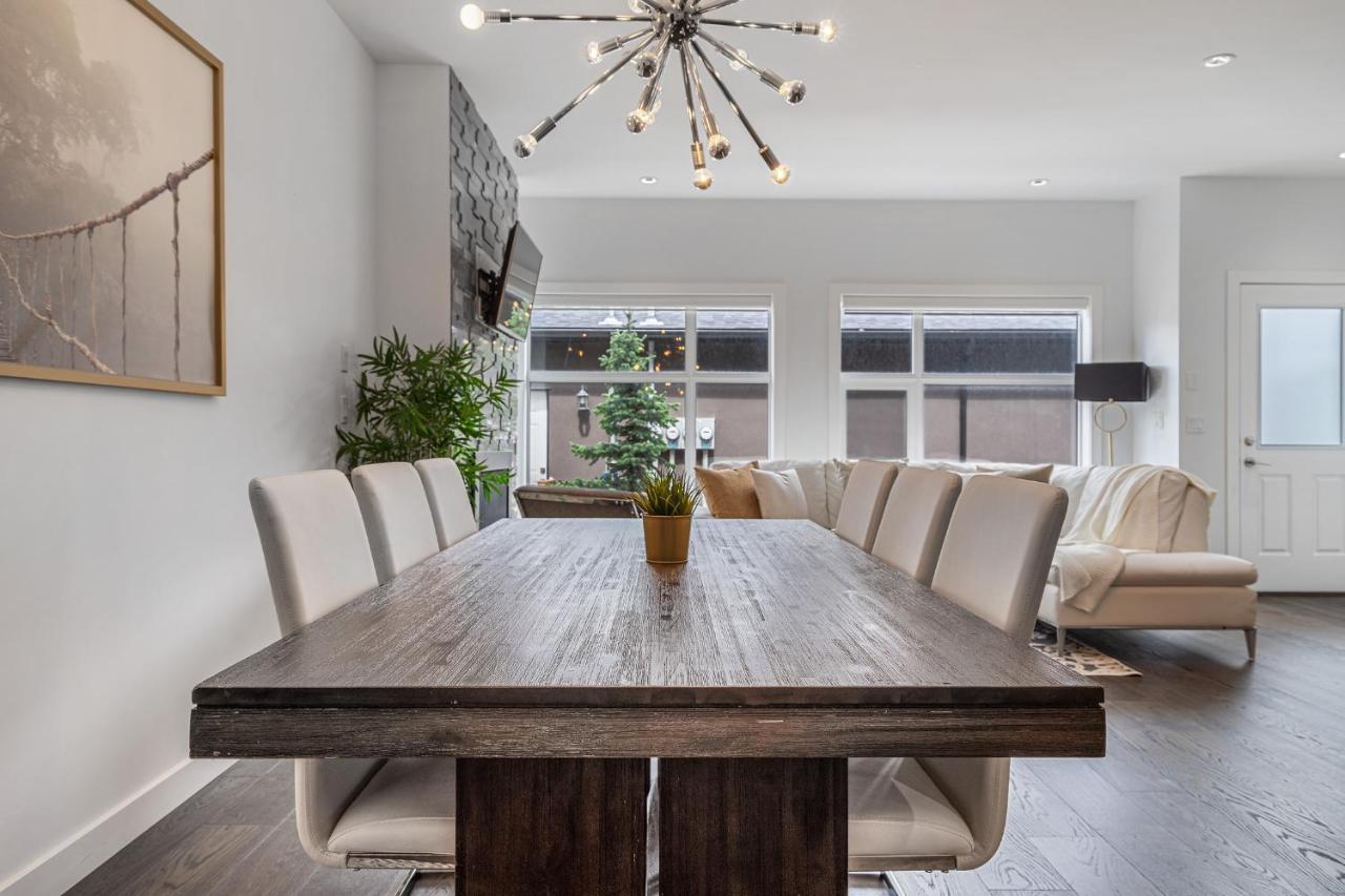 YYC Contemporary Luxury 4 Bedroom House Near Downtown מראה חיצוני תמונה